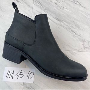 Clarks MEMI ZIP Block Heel Ankle Booties 61654 BLACK LEATHER Shoes Womens 11